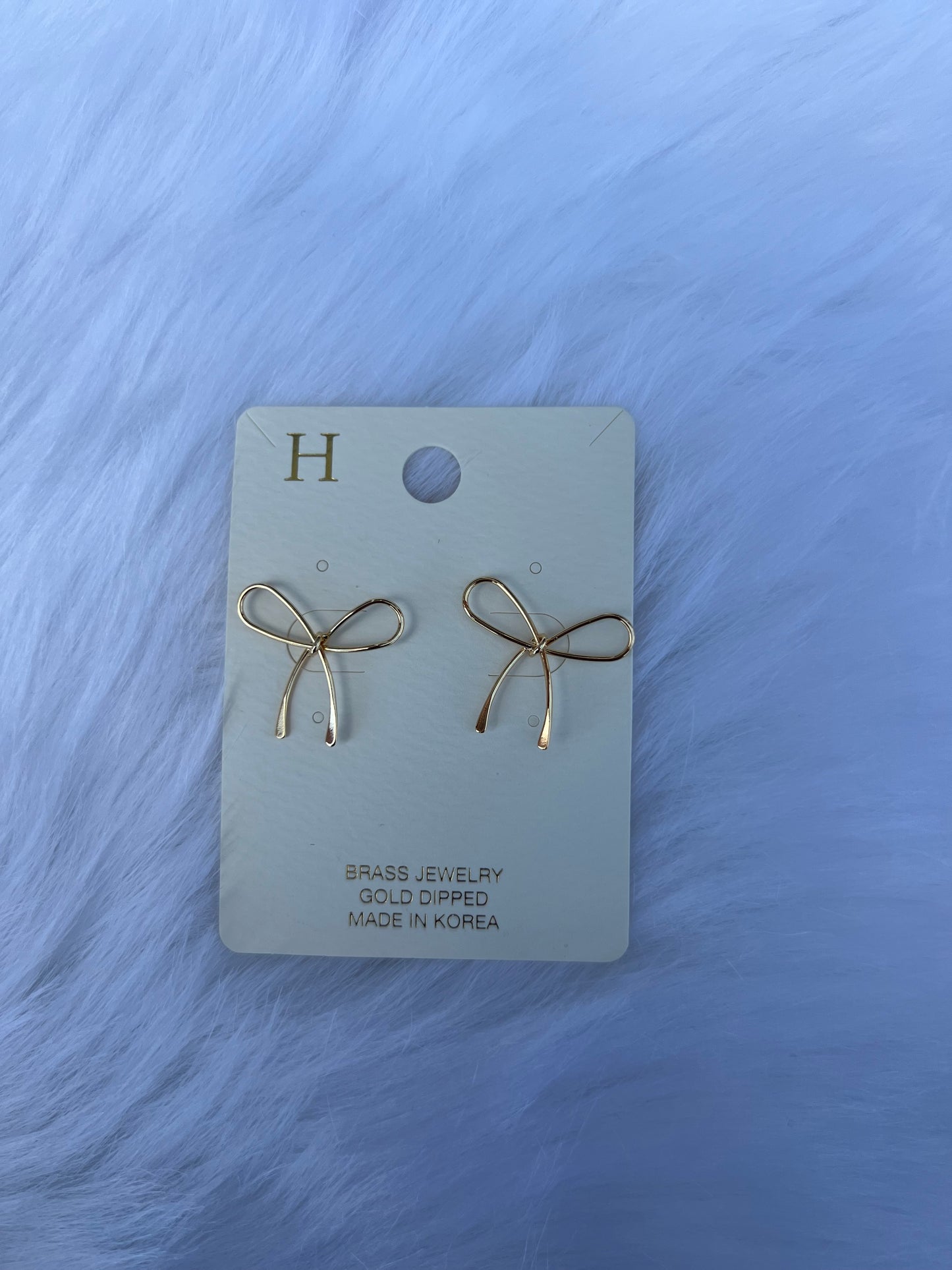 Medium Bow Earrings