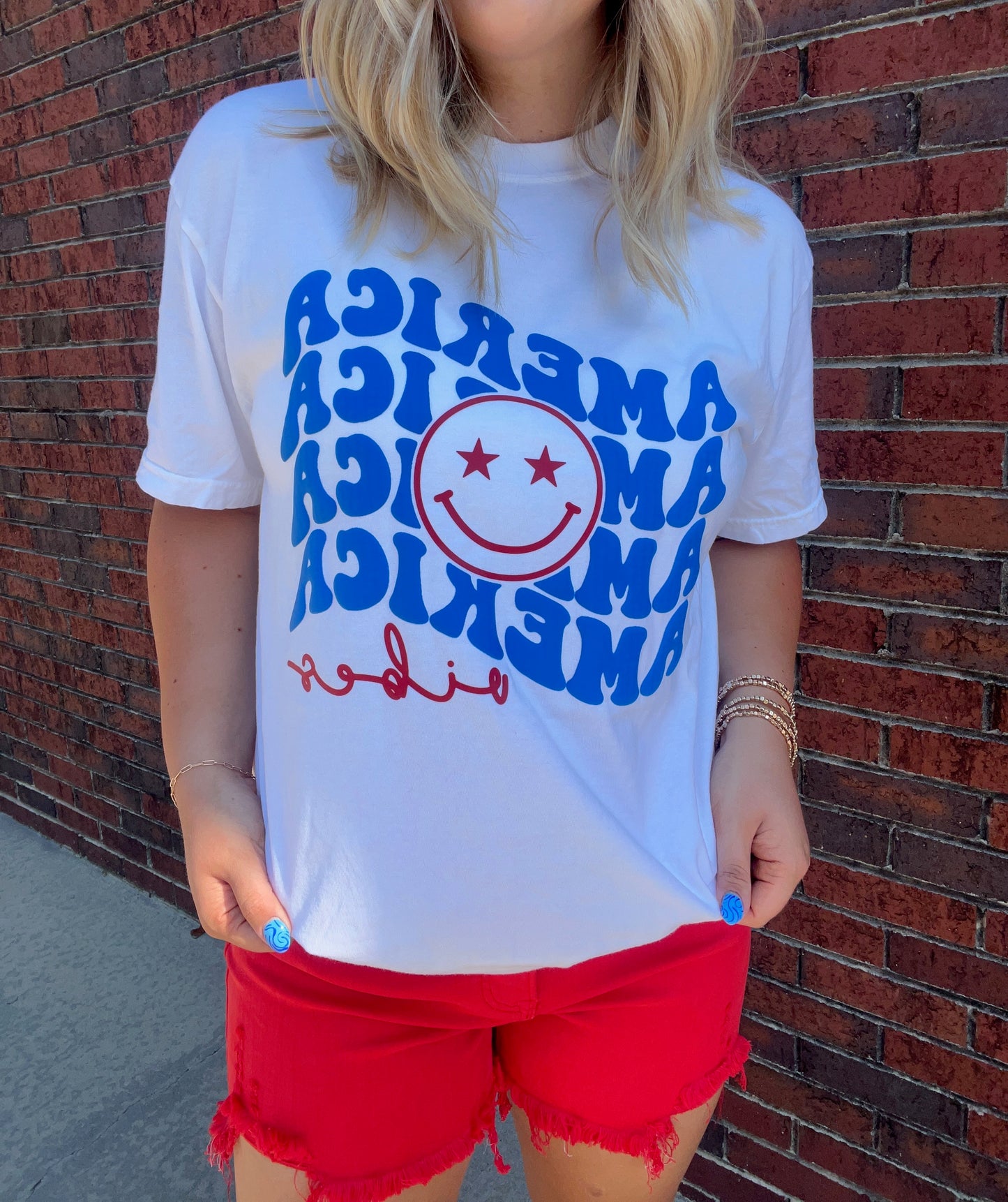 America Vibes Tee