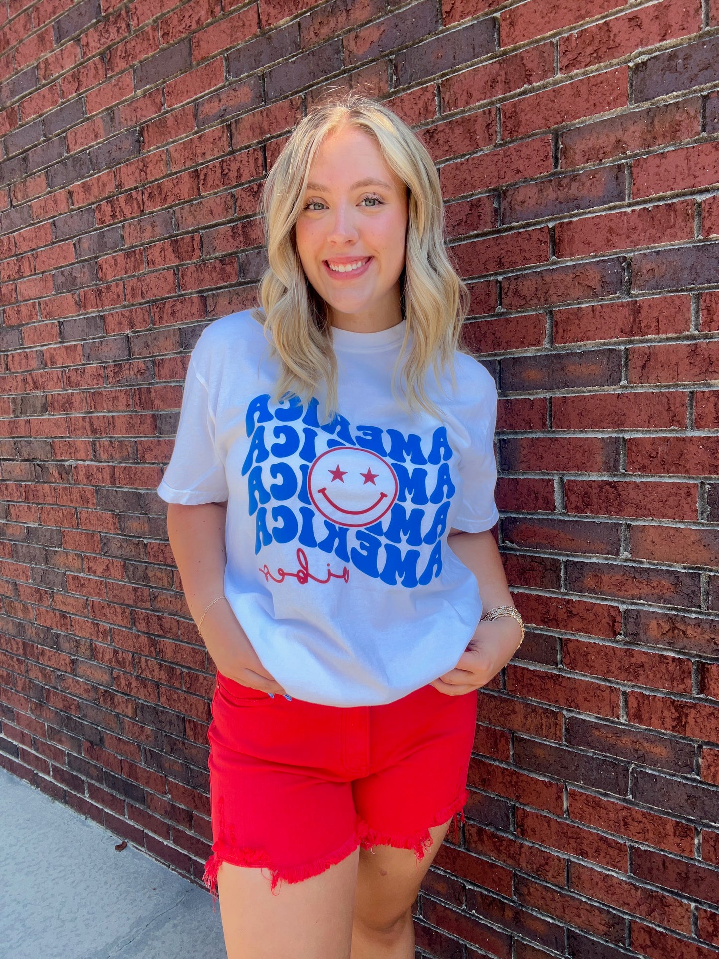 America Vibes Tee