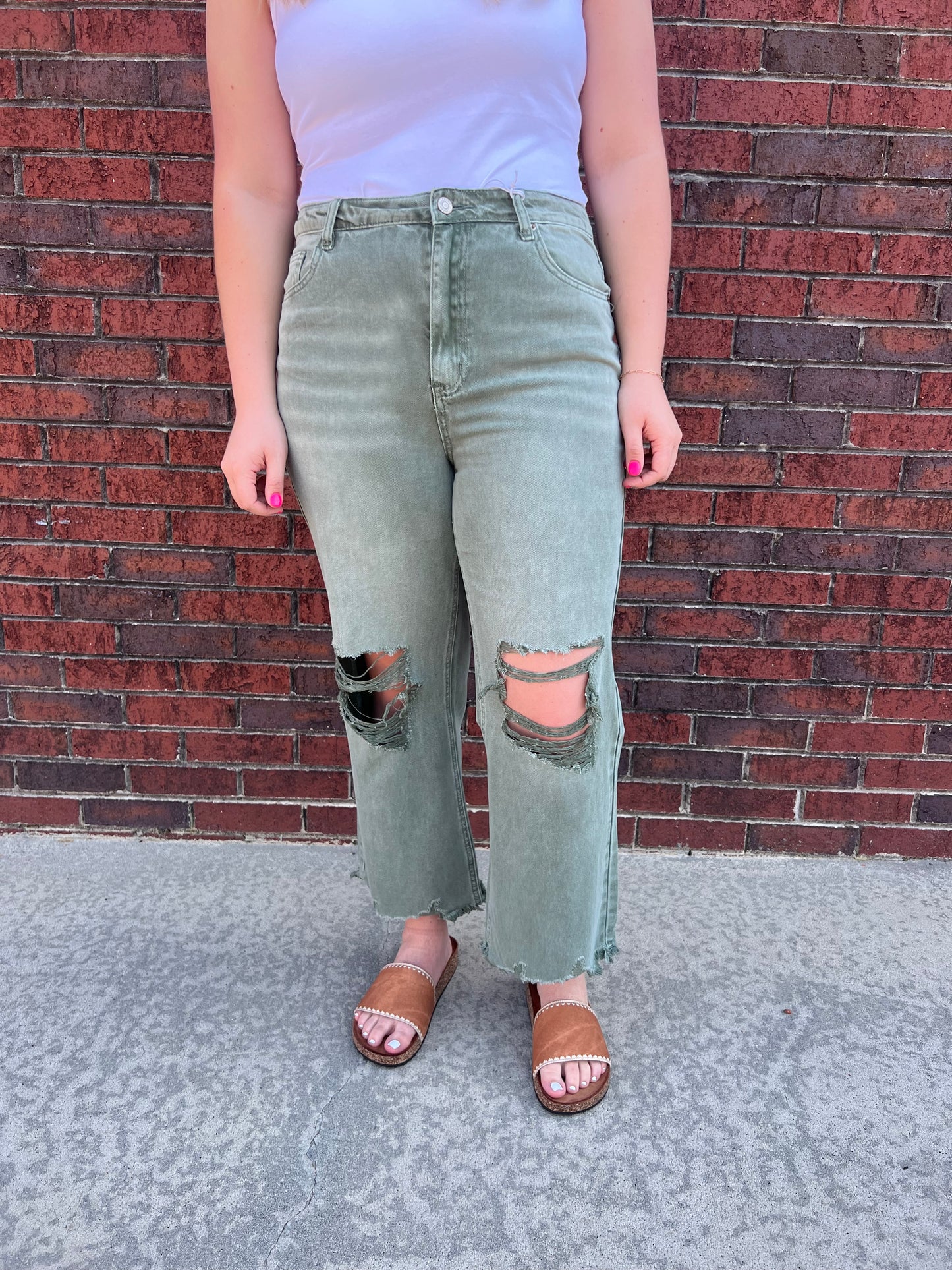 Washed Distressed Cropped Jeans